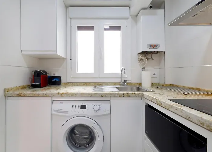 San Basilio, Parking Incluido Junto Al Casco Historico *